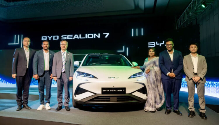 BYD aposta no Nepal para lançar o SUV elétrico Sealion 7