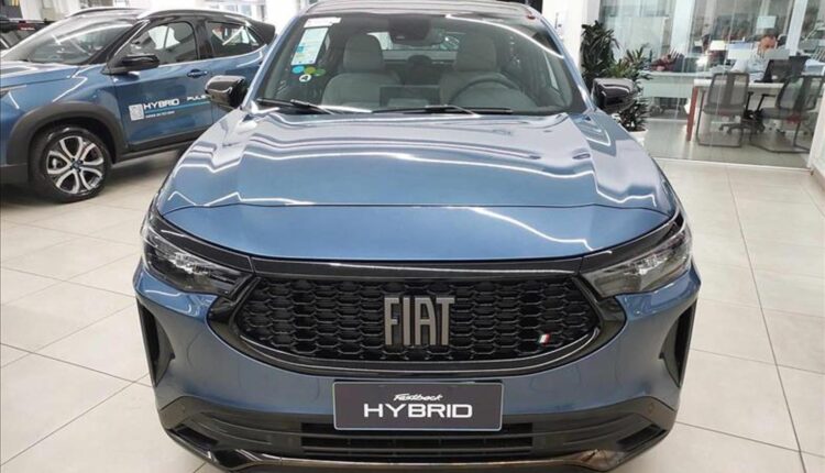 Fiat anuncia Fastback Impetus com descontão de R$ 16.880 para PcD