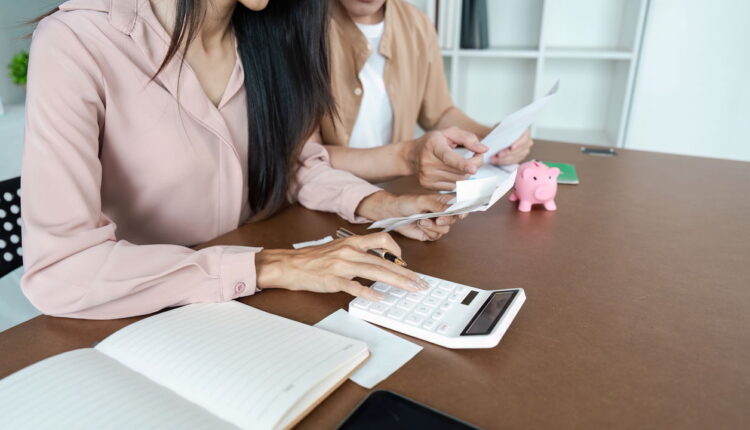 Esta ferramenta está salvando famílias e casais do caos financeiro