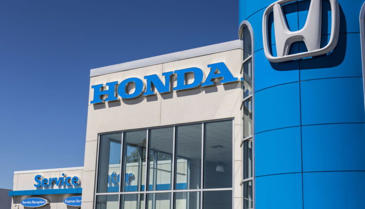 Fãs se emocionam com a última edição de modelo querido da Honda!