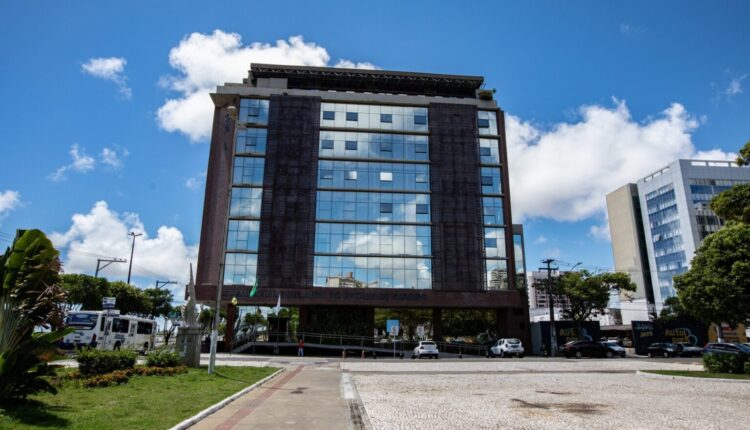 Alese declara ponto facultativo para a próxima segunda-feira 7