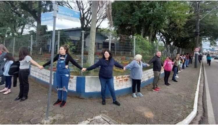 Cieps: legado de Leonel Brizola vive em Balneário Camboriú (SC)