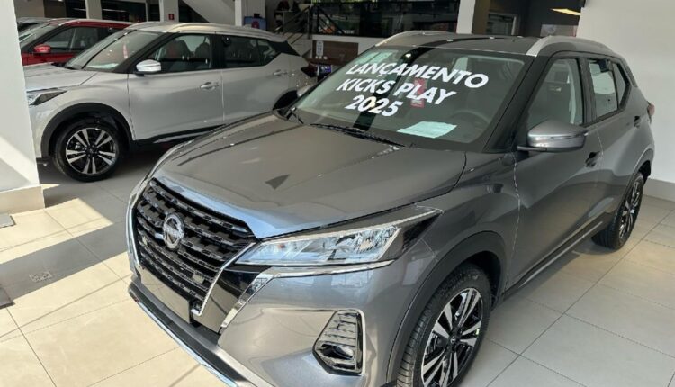 Com desconto de R$ 28 mil, Nissan Kicks Play Active Plus custa menos que Polo