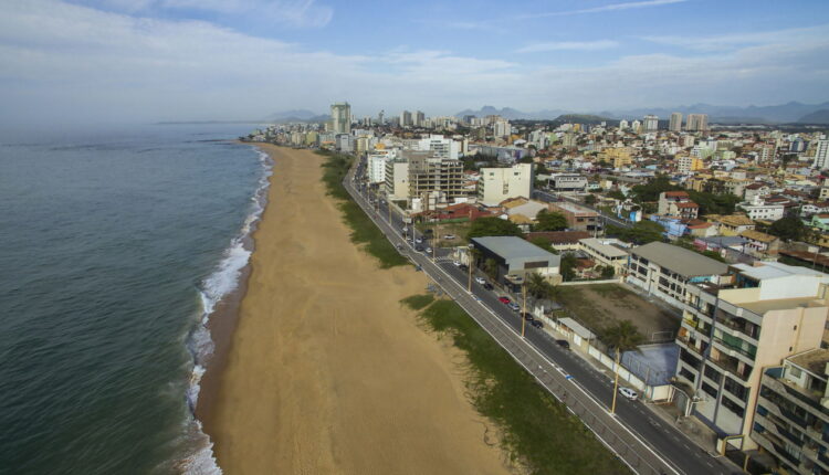 A cidade onde trabalho e praia se encontram e está conquistando o Brasil