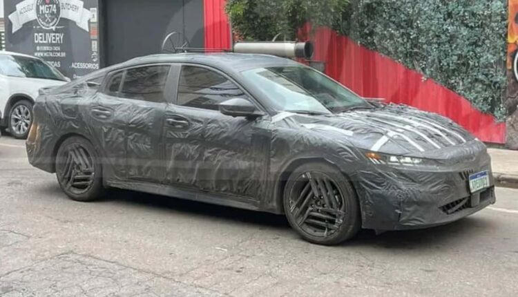 Nissan acelera testes do novo Sentra 2026
