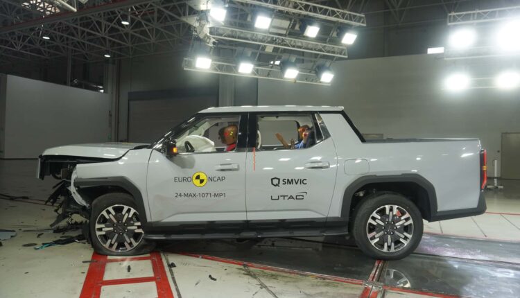 Picape que dará origem à nova VW Amarok tira 5 estrelas no Euro NCAP