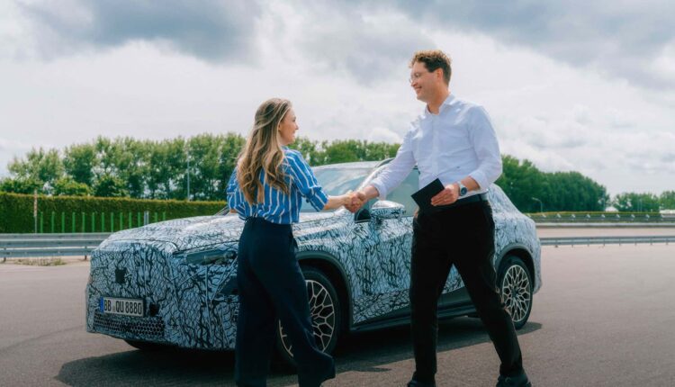 Teaser mostra que o novo Mercedes-Benz GLC será elétrico