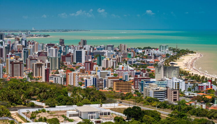 O destino nordestino onde o sol nasce primeiro encanta turistas e novos moradores