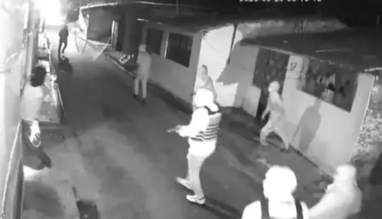 Três suspeitos de bando que invadiu casa e matou pedreiro morrem em confronto com a PM