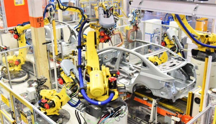 Produção de automóveis no Brasil cresce com ajuda de exportações