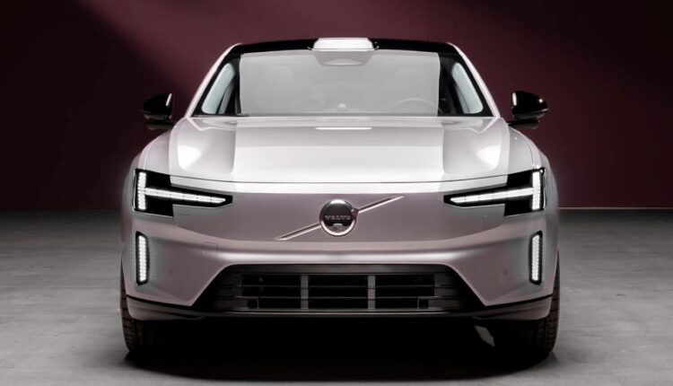Volvo confirma ES90 no Brasil em 2026 e mira rivais como BMW e Porsche