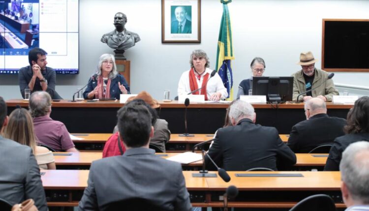 Parlamentares e organizações pedem suspensão imediata do processo de concessão do Parque Nacional e da Flona de Brasília