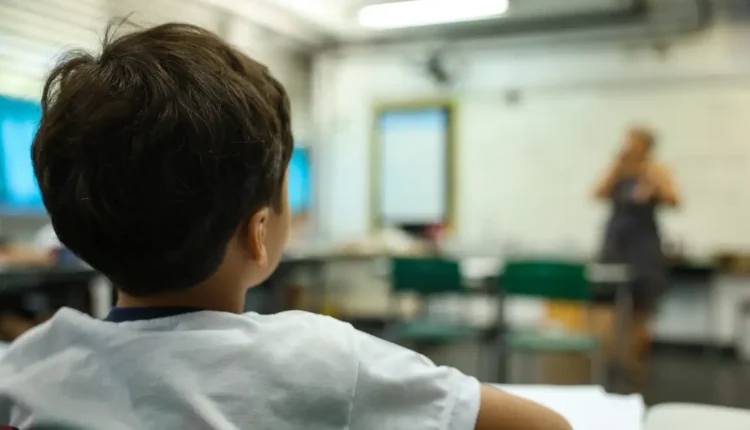 Verba para crianças e adolescentes sobe, mas não chega a 2,5% do PIB