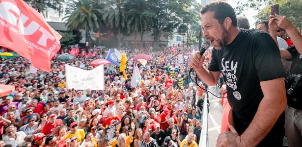 Boulos durante manifestação em São Paulo contra a anistia