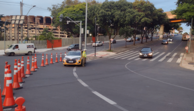 Trânsito na Pampulha muda para show do Thiaguinho no Mineirão