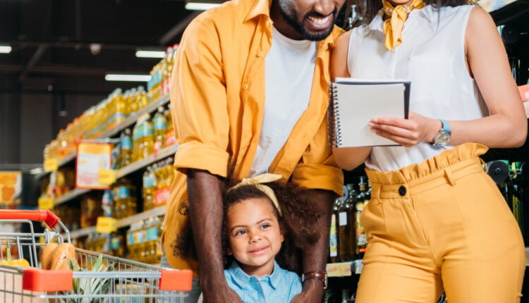 Esse valor que você paga a mais no mercado pode ser evitado desta maneira