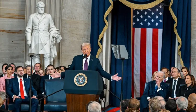 Trump taxa Brasil em 50% e tenta interferir nas eleições