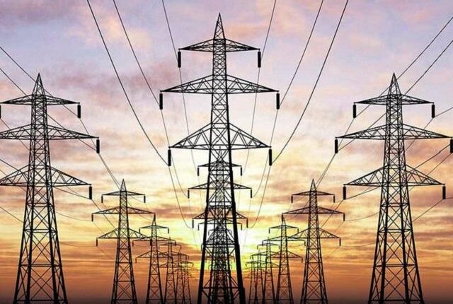Investimento de distribuidoras de energia crescerá 41% em 2025, estima Aneel