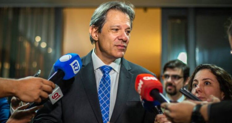 Orçamento de 2026 depende da decisão sobre IOF, diz Haddad