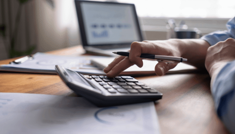 Aumento de impostos ameaça inovação e competitividade no setor de tecnologia