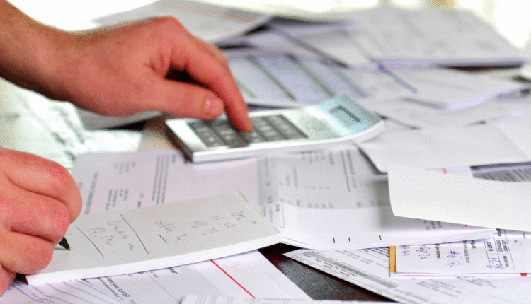 Empresas devem R$ 177 bilhões e batem recorde de inadimplência