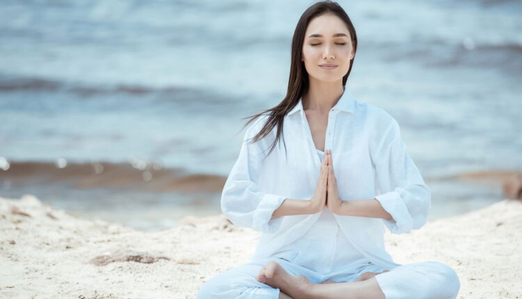Meditação virou aliada poderosa no controle financeiro em 2025