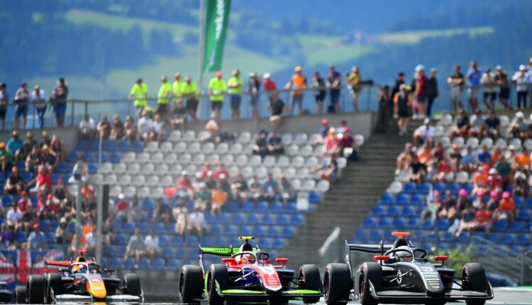 Tsolov pole em Silverstone; Câmara é terceiro