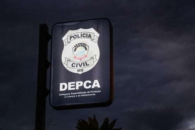 Mãe queima filho de 8 anos com colher quente como castigo em Campo Grande