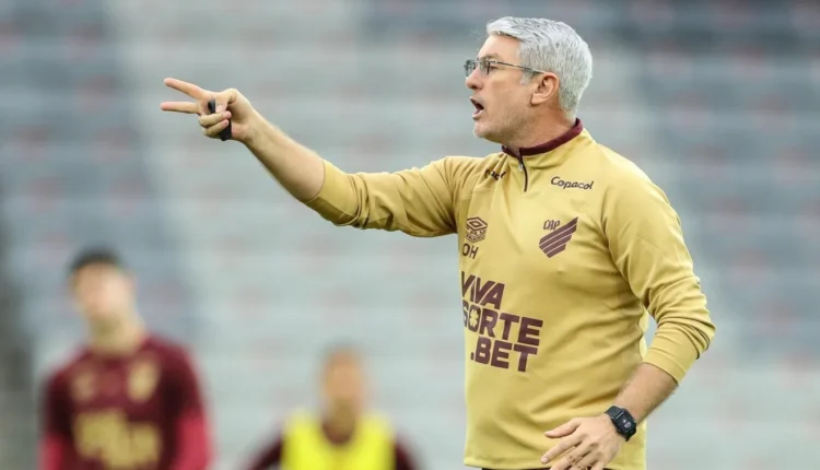 Athletico pode repetir escalação que venceu o São Paulo