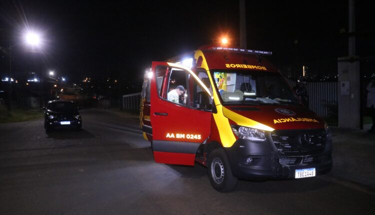 Motociclista fratura tornozelo em acidente na ‘Cipa’, em PG