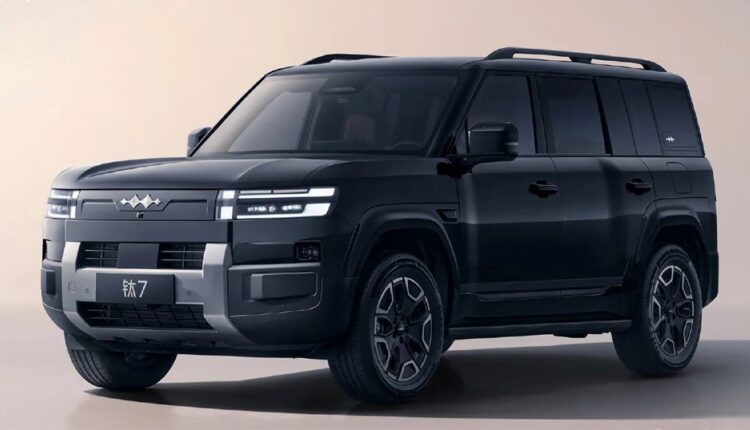 BYD Fang Cheng Bao prepara estreia do SUV Tai 7 para setembro na China
