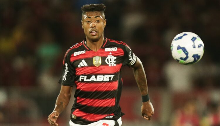 Bruno Henrique em ação pelo Flamengo