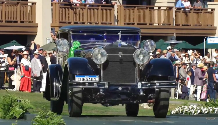 carros do museu Carde ganham prêmios na Califórnia