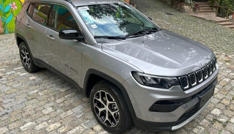 Jeep Compass Longitude 2026 é vendido para PcD com desconto de R$ 28.655