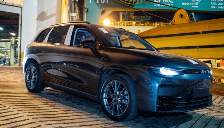 Leapmotor inicia importação dos SUVs C10 e B10 para o Brasil