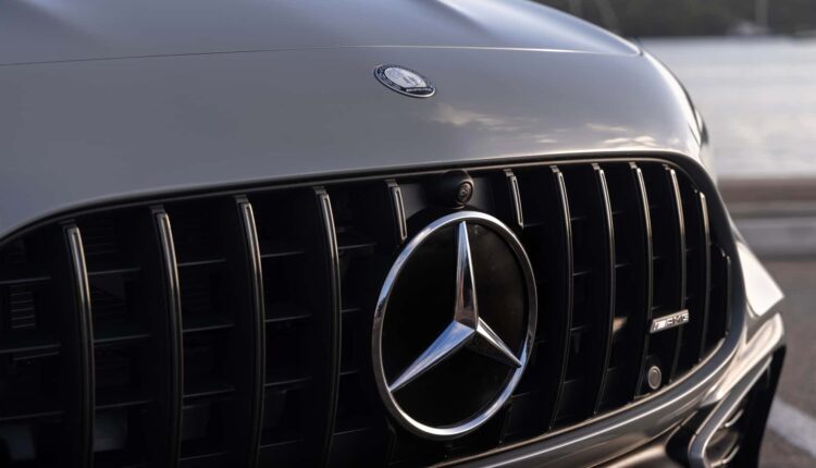Mercedes-Benz anuncia que lançará 32 modelos até 2027