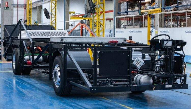 Ônibus elétricos da BYD no Brasil ganham baterias Blade de última geração