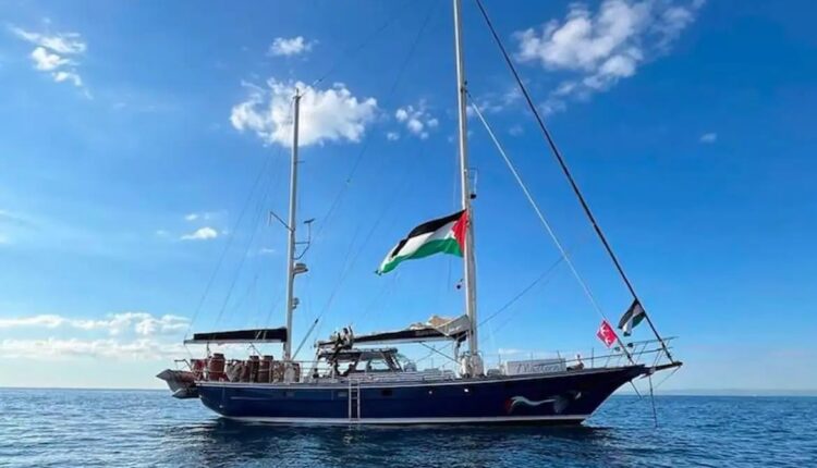 Com brasileiros, Flotilha da Liberdade leva ajuda humanitária a Gaza