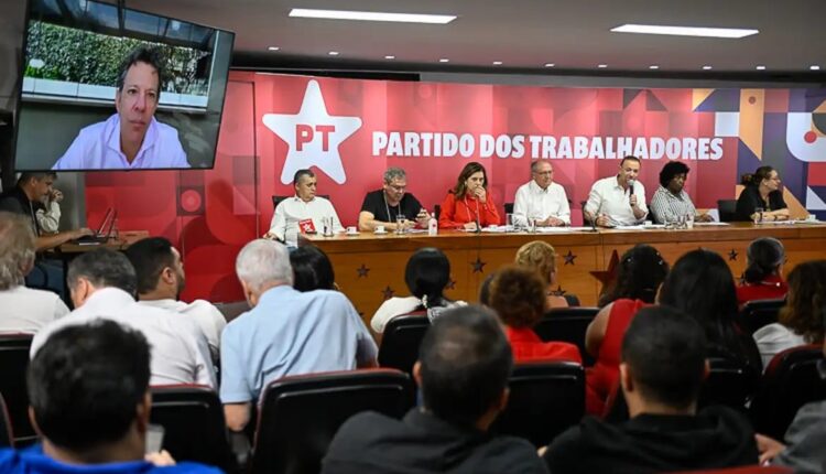 Haddad: 20 milhões de brasileiros não deveriam estar pagando IR
