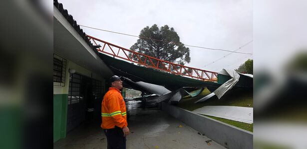 Prefeitura mobiliza equipes para atender aos estragos das chuvas em PG; veja fotos