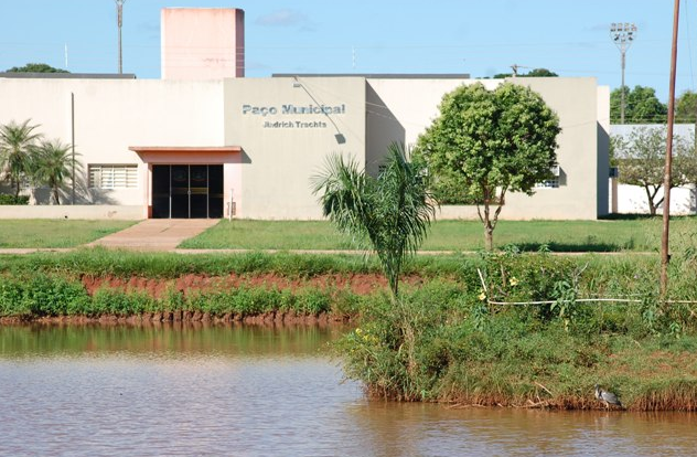 Salários de até R$ 16,8 mil!