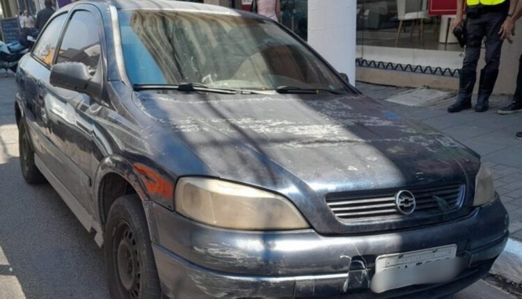 Detran-SP recolhe Astra azul com 602 multas e dívidas acima de R$ 160 mil