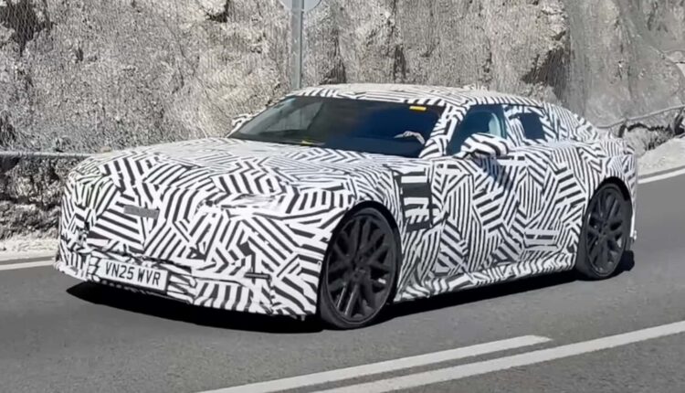 Polêmico e fake? Novo carro elétrico da Jaguar é flagrado emitindo sons de V8