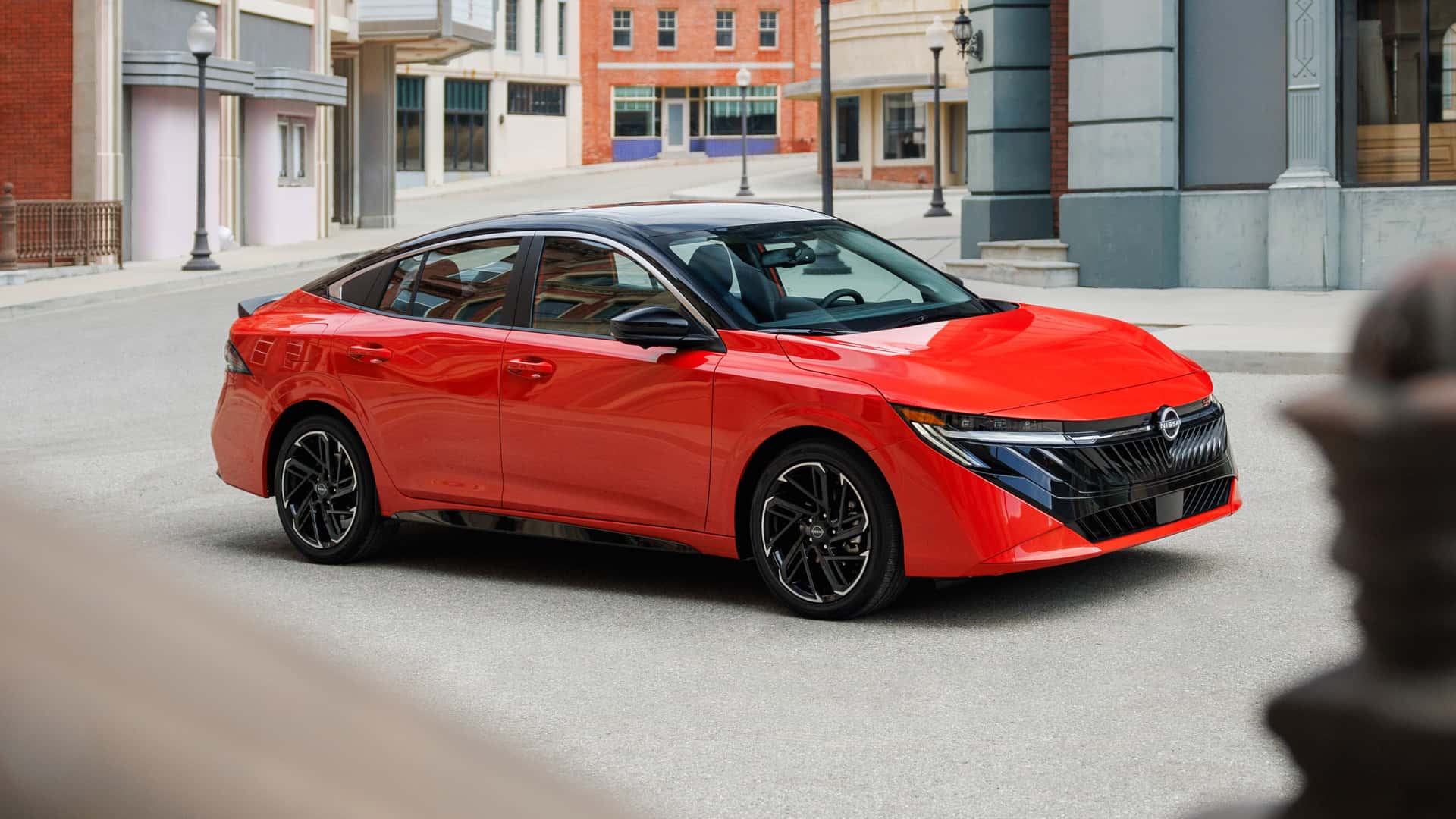 Nissan revela a nova geração do Sentra e sedã fica mais esportivo