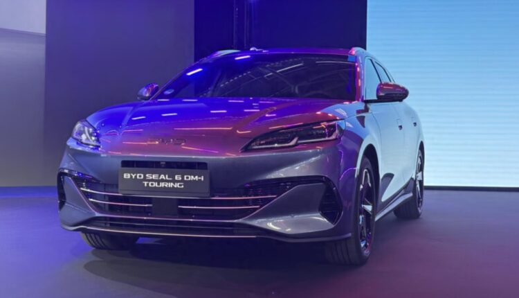 Nova perua BYD Seal roda até 150 km com energia elétrica