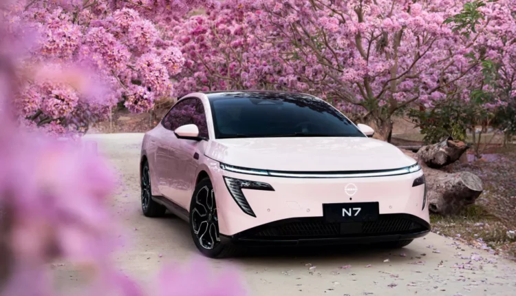 Sedã elétrico Nissan N7 roda em testes no Brasil com 635 km de alcance