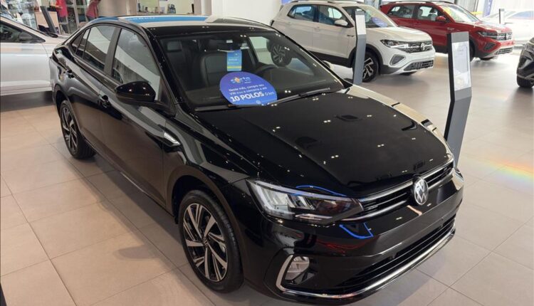 Volkswagen Virtus Highline para PcD tem redução de R$ 28.350 e custa menos que Polo