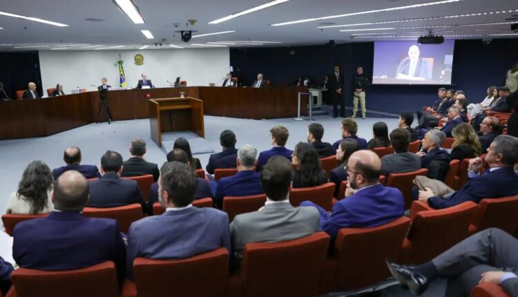 Primeiro dia do julgamento de Jair Bolsonaro no STF