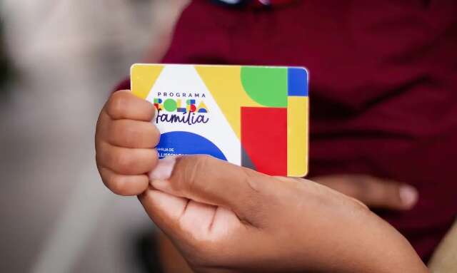 Caixa paga R$ 683 em média nessa quarta para NIS final 8