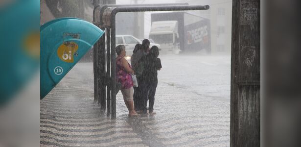 Chuvas do fim de semana já bateram recorde de novembro no Paraná